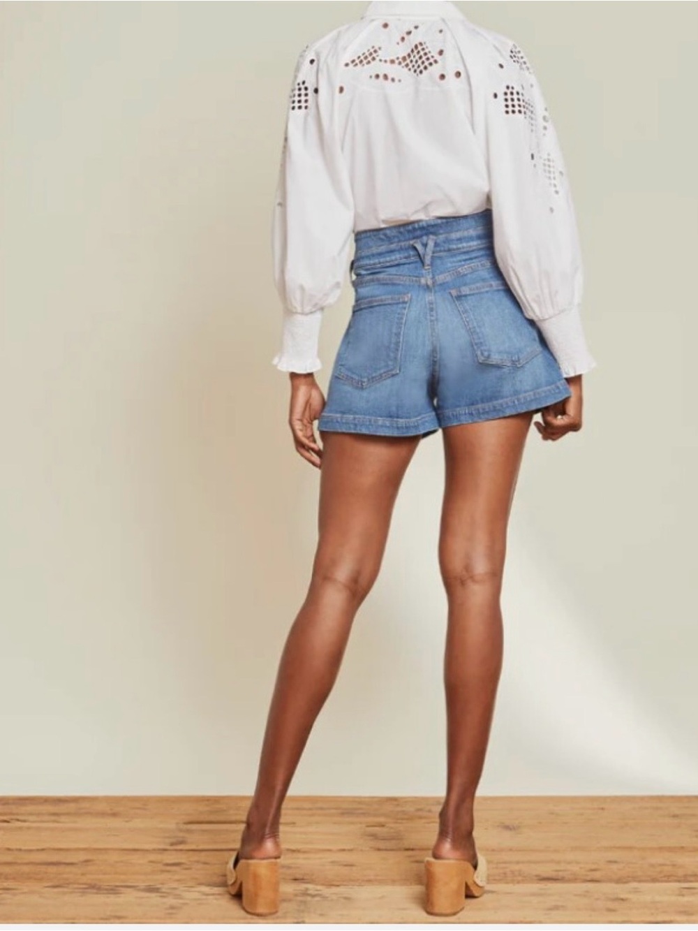 VERONICA BEARD Shorts Women sz 28/6 Blue Denim Jean JAYLEN Cornflower Pleatd - Picture 2 of 11
